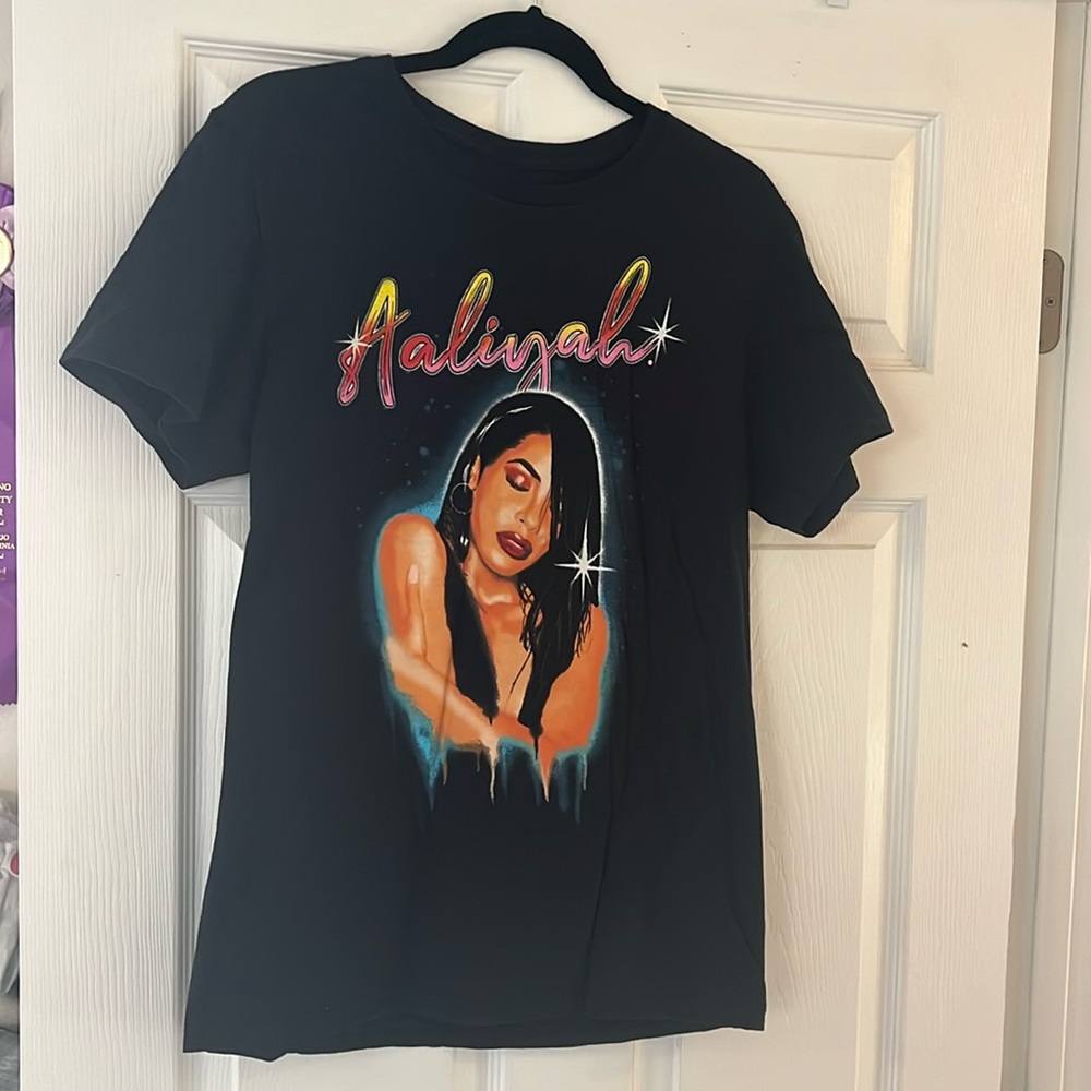 Aaliyah Tee